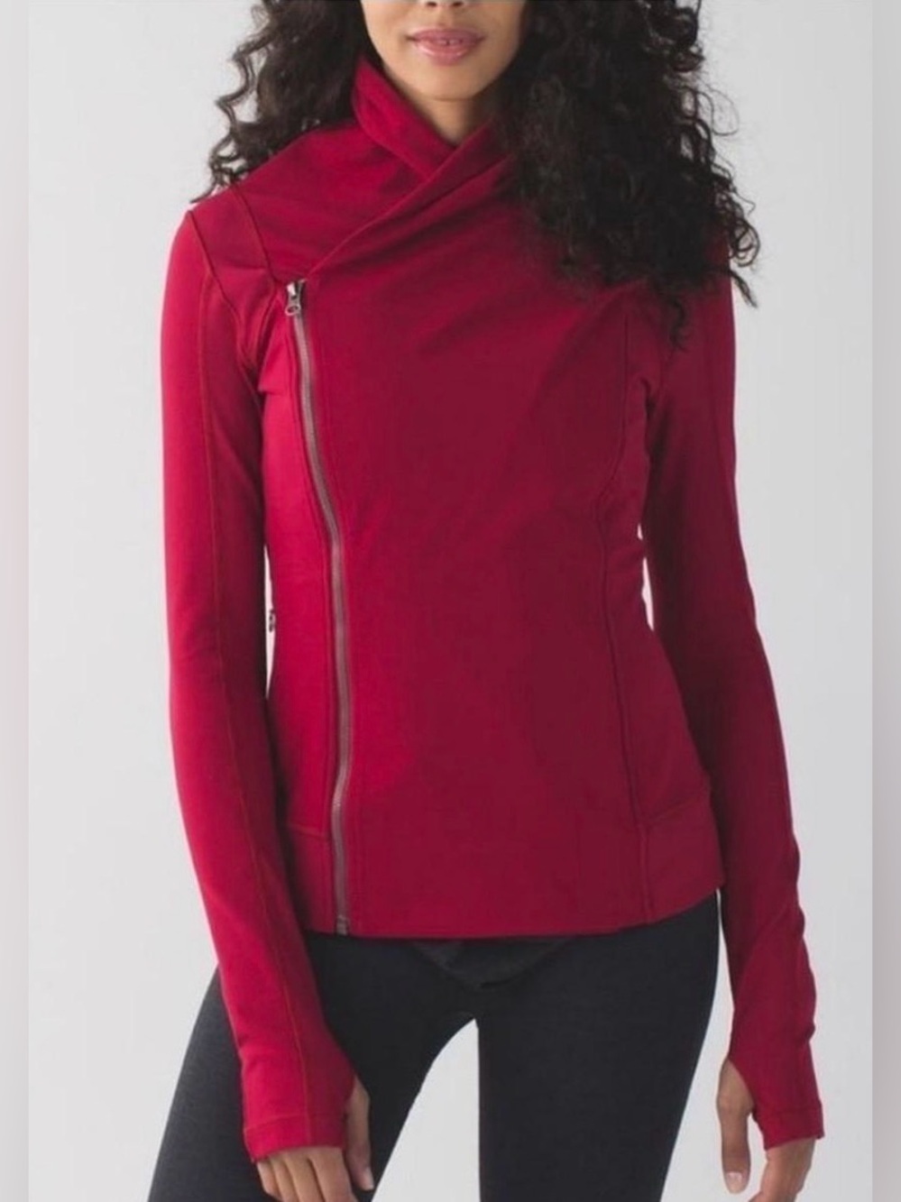 Lululemon Bhakti Yoga activewear jacket  in  cranberry size 6